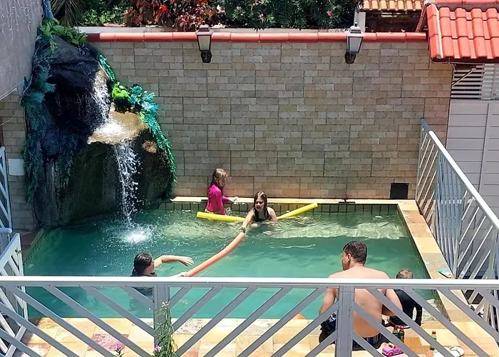 Hostel Falcao-Suites Privativas Com Ar Condicionado
