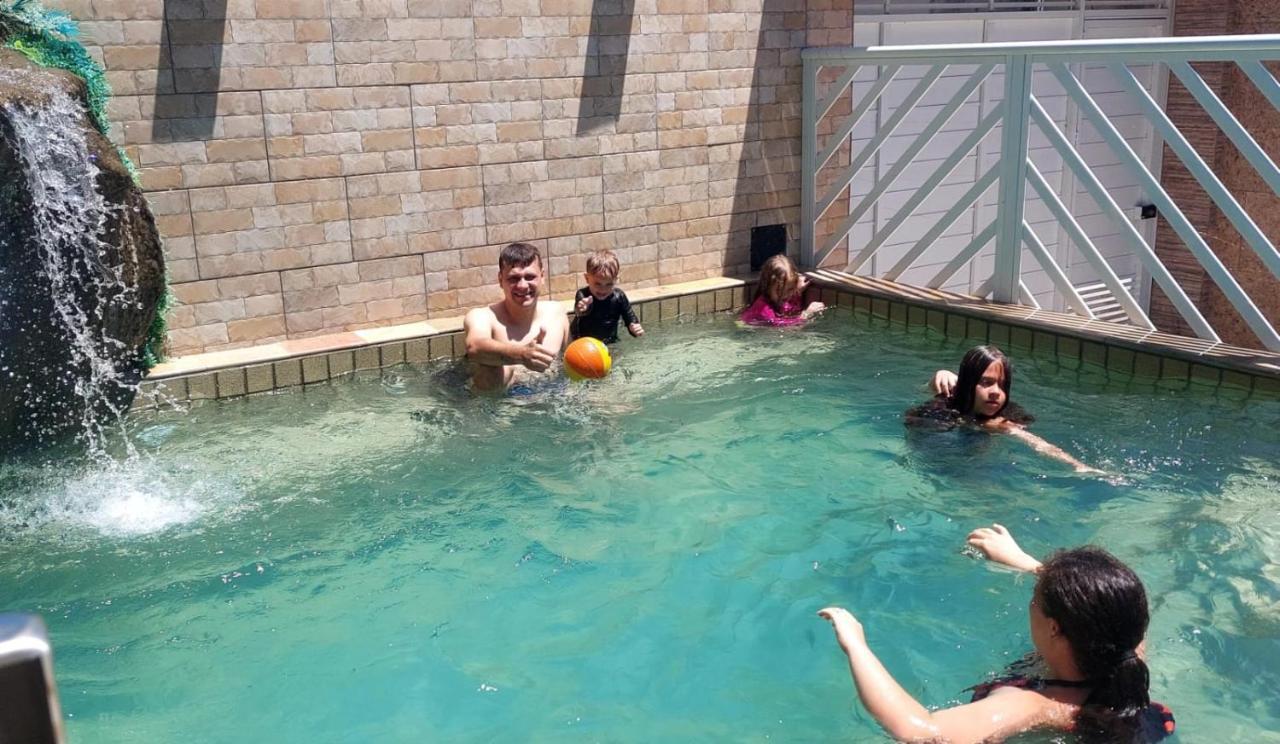 Hostel Falcao-suites Privativas Com Ar Condicionado